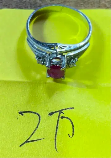 루비 반지 플라티나