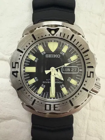 SEIKO 자동 와인딩 블랙 몬스터