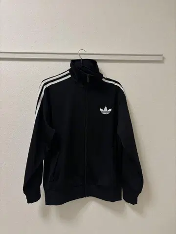 adidas 블랙 집업 자켓 M