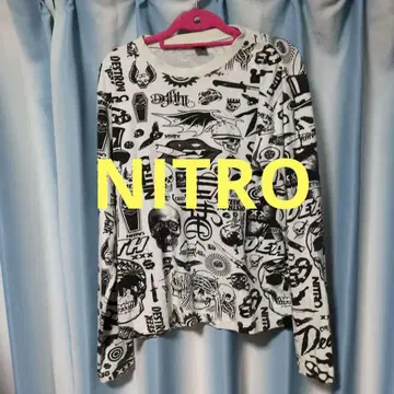 NITRO 스컬 그래픽 롱 슬리브 T셔츠