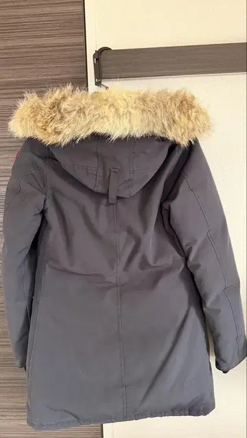 Canada Goose 다운 자켓 퍼 포함