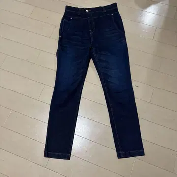 [ ZUCCA ] 슬림 핏 데님 팬츠 S