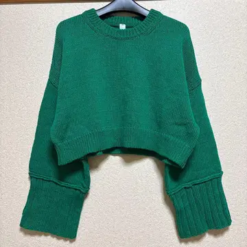 윔 가젯 THE PAUSE 크롭 니트 그린