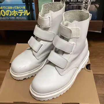 닥터마틴 코랄리아 벨크로 부츠 24cm