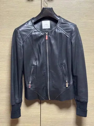 블랙 가죽 자켓