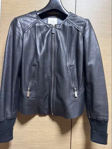 블랙 가죽 자켓