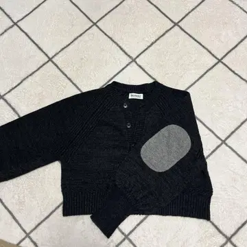 BEAMS BOY 다크 그레이 가디건 엘보 패치 포함