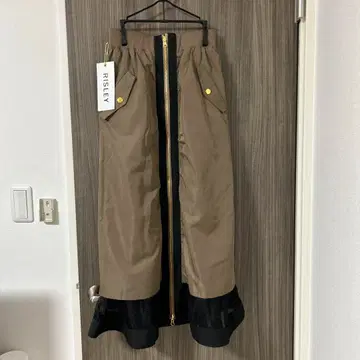 [ 미사용 새상품 ] RISLEY 롱 스커트(리버서블)