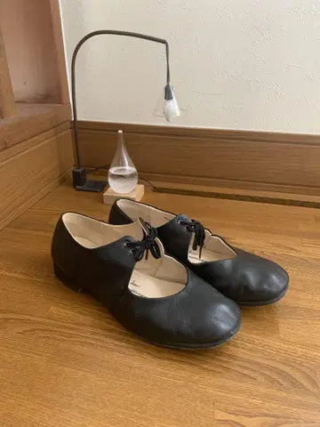 SHOE&SEWN/사이즈 39/블랙 가죽 플랫슈즈 레이스업