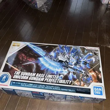 BANDAI SPIRITS MG RX-0 유니콘 건담 페르페크티 -