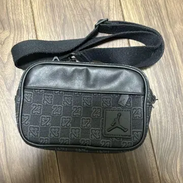 Jordan 블랙 숄더백
