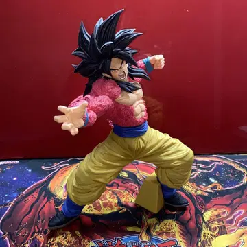 BWFC 초사이어인 4 손오공 피규어 B상