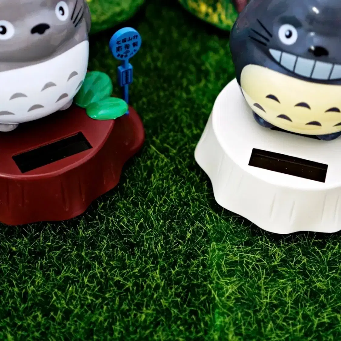 Totoro Kaonashi Sola Cell Wiggling Doll Nohohon Home Decor Interior #레트로,# 뉴트로,#골동품,#수집품,#추억 on Bunjang Global Site.