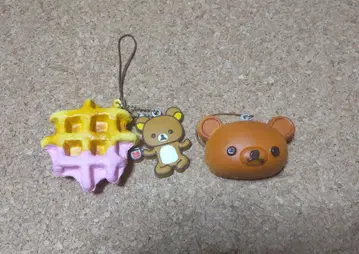 리락쿠마 스퀴즈 와플 빵