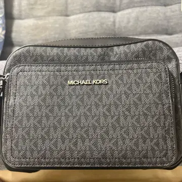 MICHAEL KORS 그레이 숄더백