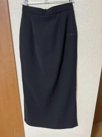 타트라스 TATRAS 롱 타이트 스커트 미사용 새상품