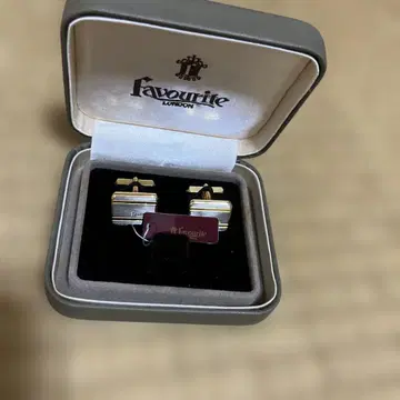 Favourite 골드 커프스 미사용