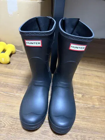 HUNTER 블랙 장화 버클 포함