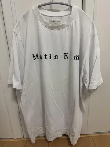 마뗑킴 화이트 로고T셔츠