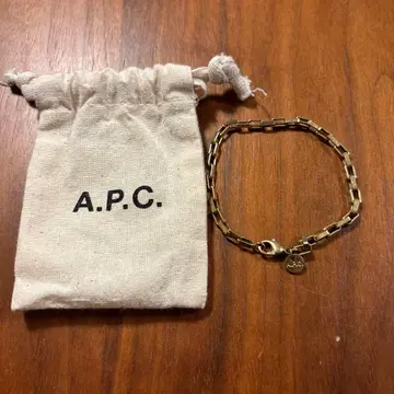 A.P.C. 골드 체인 팔찌