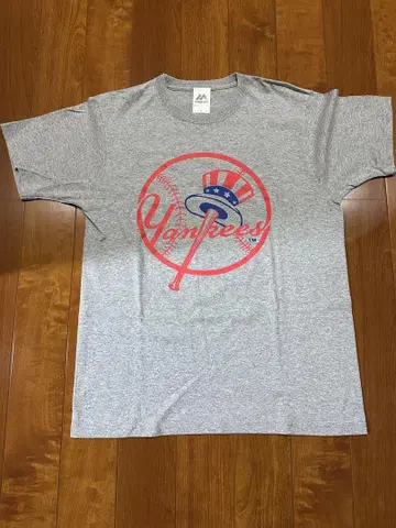 Majestic Yankees 티셔츠 L 사이즈 그레이