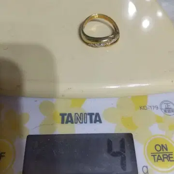 K18 다이아 반지