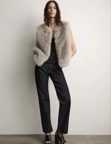 ZARA 인조 모피 베스트 ZW COLLECTION