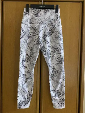 Lorna Jane 로나제인 레깅스 팬츠 화이트 보태니컬 무늬