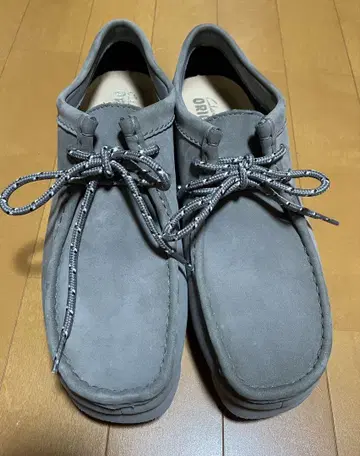 클락스 왈라비 그레이 고어텍스 26.5cm 비브람 밑창