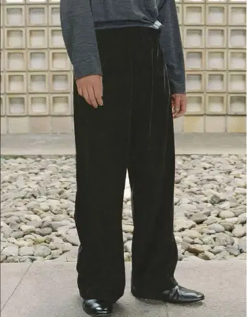 [ S 사이즈 ] RAYON VELVET M-52 PANTS