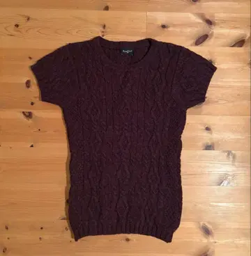 마가렛호웰 케이블 니트 반팔 상의