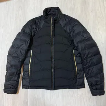 [ 새상품급 ] HUGO BOSS 다운 자켓