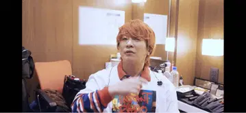후카세 착용 INSTANT RADIO T셔츠 PLAYBOY 라거 셔츠