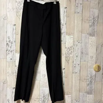 ASCADA 블랙 플레어 슬랙스 팬츠