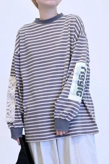 하트마켓 로고 보더 TEE 택 포함