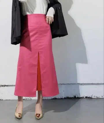 새상품급 Limue 슬릿 플리츠 머메이드 스커트