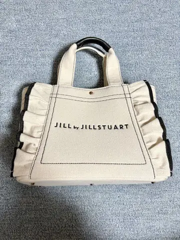 JILL by JILLSTUART 프릴 토트백 아이보리 소