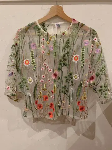 AMERI 아메리 SEE THROUGH TOP