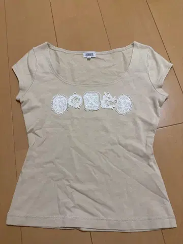 FOXEY 반팔 T셔츠