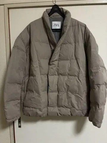 새상품급 ZARA 베이지 다운 자켓 XL