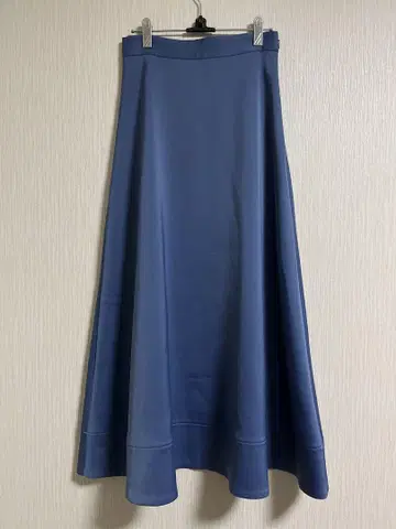 새상품급 아뉴앙스 anuans 플레어 롱 스커트 스모키 블루 size M