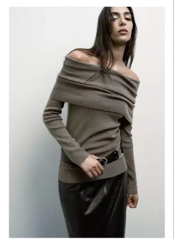 ZARA 개더 니트탑