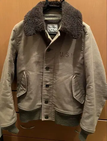마카웨어 MARKAWARE 밀리터리 자켓 U.S.M. 로고