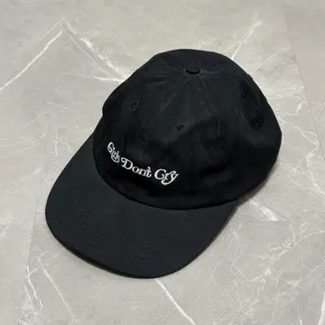 Girls Don't Cry 캡 USA제 블랙 페이드