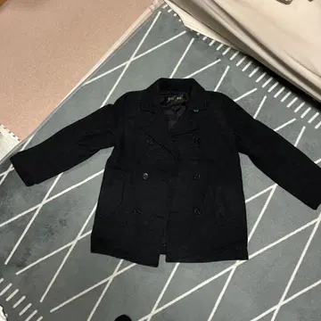 블랙 더블 브레스트 피 코트