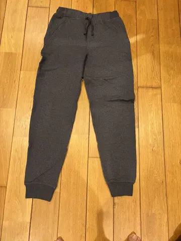 Patagonia 그레이 스웨트 팬츠 M 사이즈