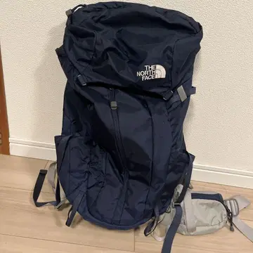THE NORTH FACE 네이비 백팩 M
