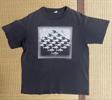 90s escher 하늘과 물 빈티지 아트 에셔 andazia