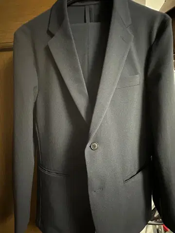 유니클로 셋업 블랙