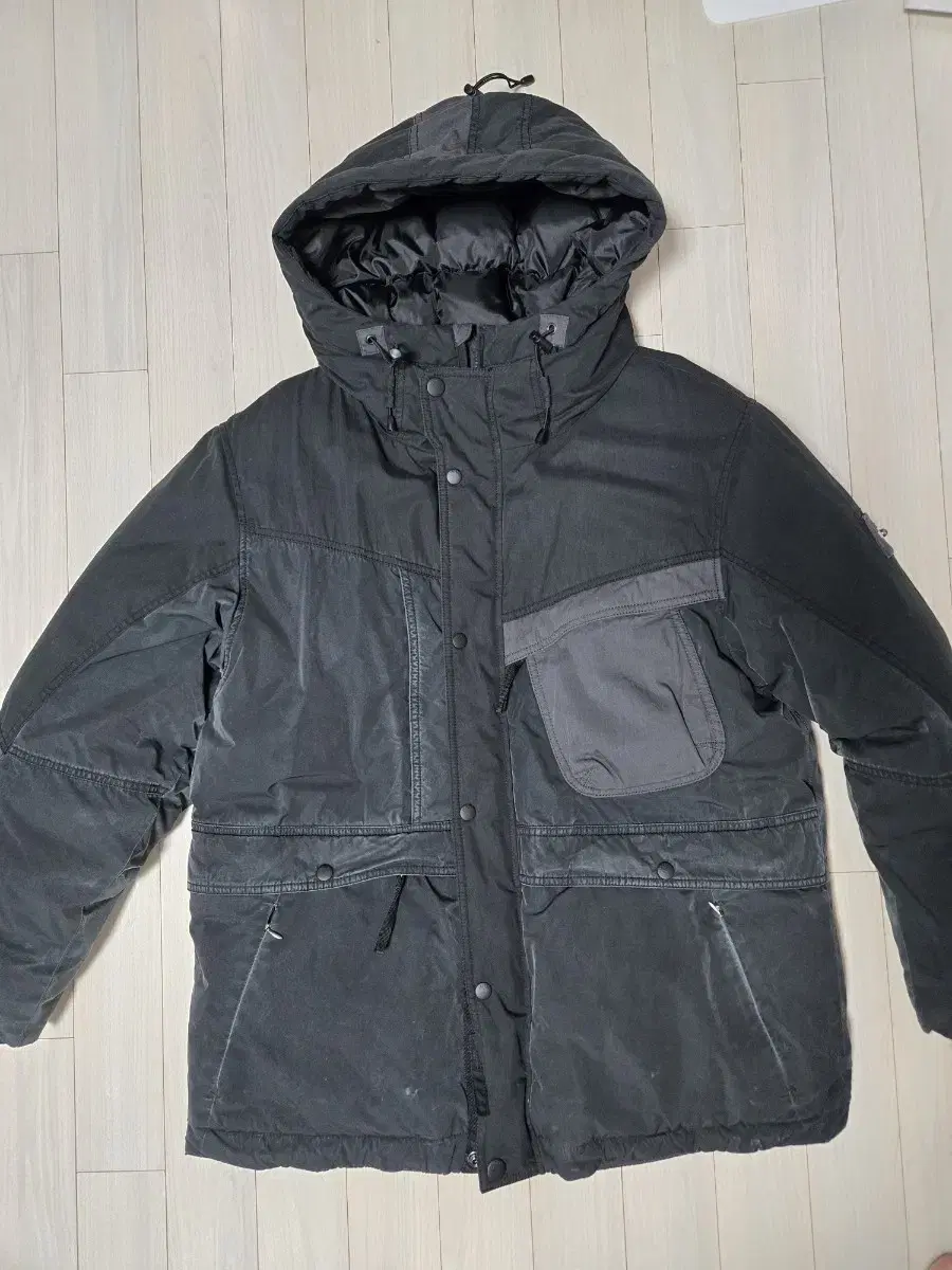 [Series;] Series Two-tone Pigment Washing Nanook 22' Padded Jacket 105